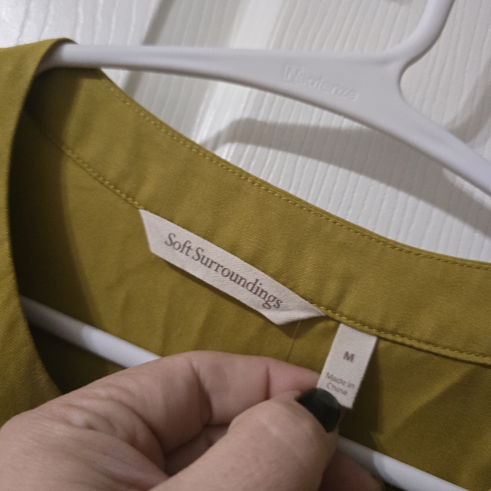 Soft Surroundings 100% Tencel Tunic in Mustard Yellow, Roll Tab Sleeves, NWOT. - Picture 13 of 14